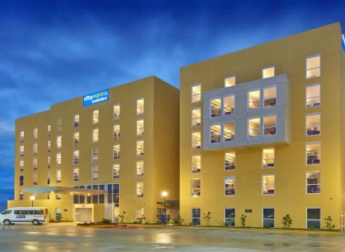 City Express by Marriott Comitan