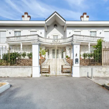 Villa Daniela Fair Отели в г. Лайнате