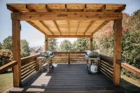 View Crest Lodge Hotels in Trinidad