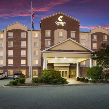Comfort Suites Suffolk - Chesapeake
