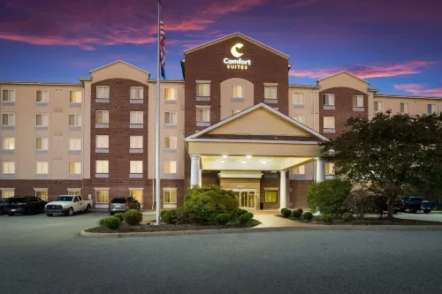 Comfort Suites Suffolk - Chesapeake Hotels in Suffolk