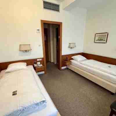 Hotel am Rathaus Rooms