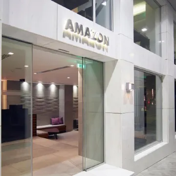 Amazon Hotel Отели рядом с достопримечательностью «Парламент»