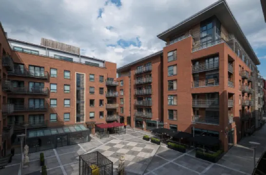 Base Serviced Apartments - Duke Street Hotels in 