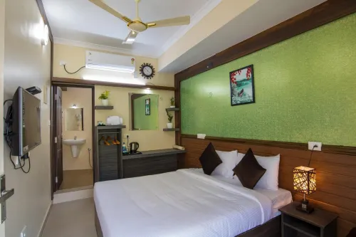 Gems 9 Airport Hotel