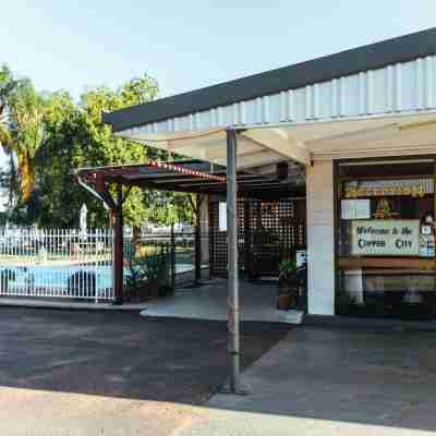 Copper City Motel Hotel Exterior