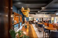 Thatchers, Leatherhead East Horsley - bar