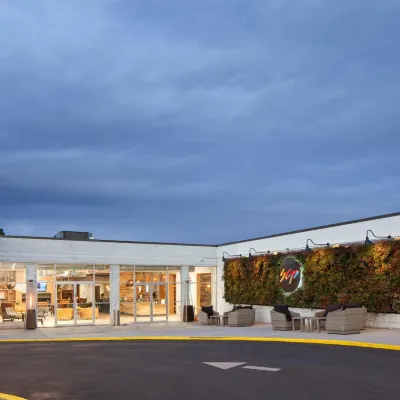 SCP WildFree Colorado Springs, Trademark by Wyndham Hotel berhampiran Air Terjun Tujuh