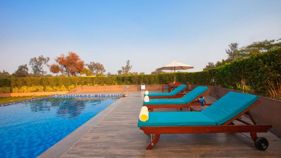 Lemon Tree Hotel, Sector 68, Sohna Road, Gurugram