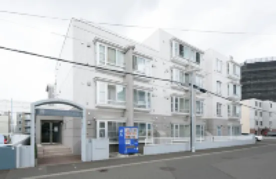 王朝宮殿二十四軒 鄰近JR發寒站的酒店