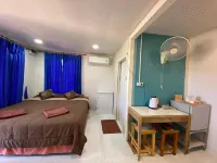 Patcharin Home Stay