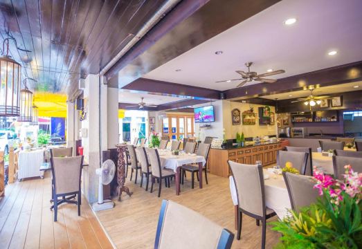 머스트 씨 호텔 카타