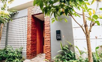 Villa Carmela Batu by Kingspark 8