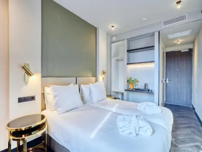 Triple G Hotels Hotels in Bos en Lommer