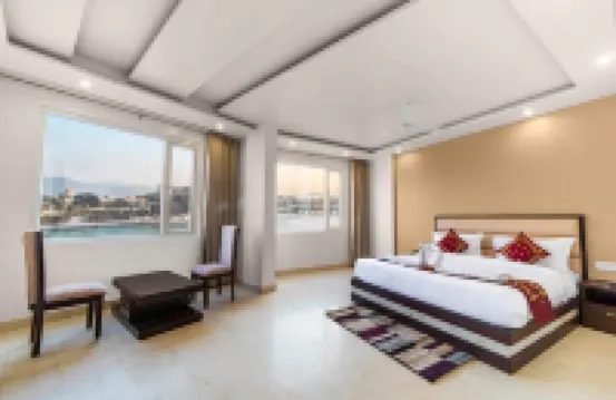 Hotel Trimurti