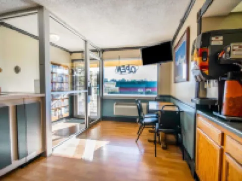 Econo Lodge Erlanger - Cincinnati Airport Hotels in Erlanger