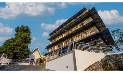 Carmel Top Resort Hotel a 