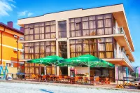 Aleksandra Hotel - 2성급