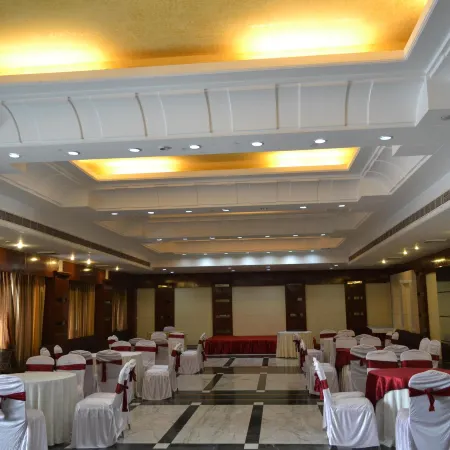 Sobti Continental Hotel