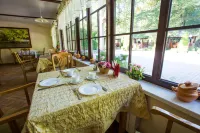 Traktir Hotel - breakfast
