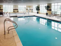 Hampton Inn & Suites Rochester-North - Pools