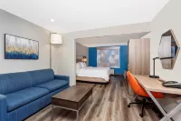 Holiday Inn Express & Suites JACKSONVILLE - BLOUNT ISLAND by IHG