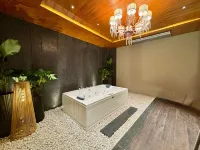 Valentia the Exotic Boutique Hotel - Pure Veg - románticos
