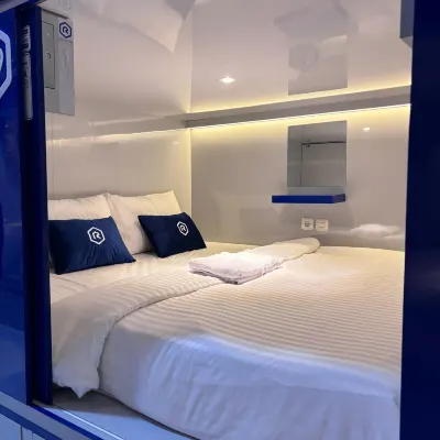 Rosalyne Sleepbox Prime Malioboro - Bhayangkara Hotels in Ngampilan