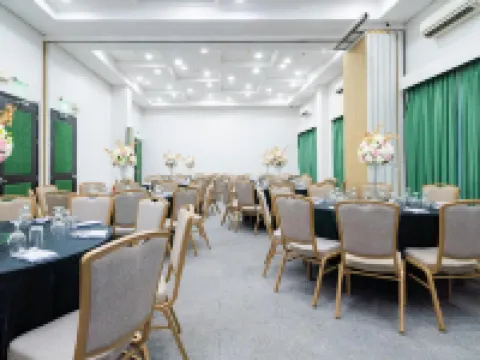 ไมโครเทล บาย วินด์แฮม เซาท์ฟอร์บส์ใกล้กับนูวาลี โรงแรมในลากูนา