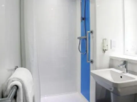 Travelodge Cardiff Central