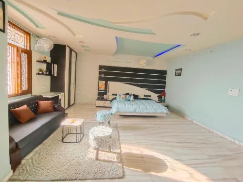 Rukiye Zara - Condos