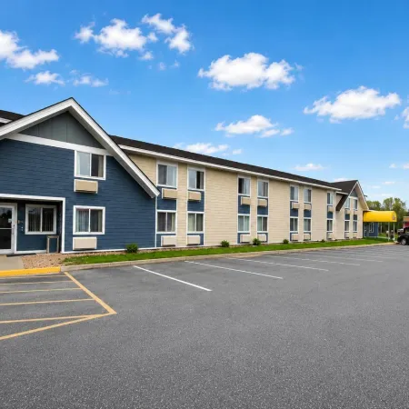 Days Inn by Wyndham Hinckley