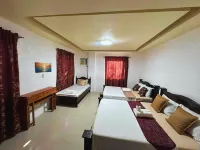 Cozy Stop Inn - Inns