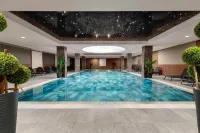 Ramada Encore by Wyndham Midyat - Pools