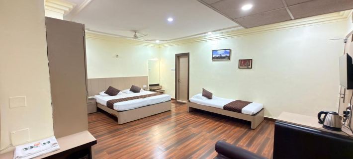 Hotel Padmini International- Sigra โรงแรมในพาราณสี