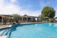 Hotel le Paddock - Pools
