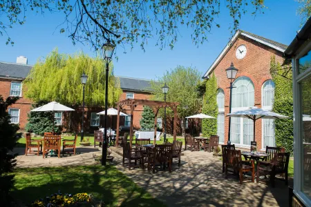 Holiday Inn Milton Keynes East M1, Jct.14 Отели в г. Кранфилд