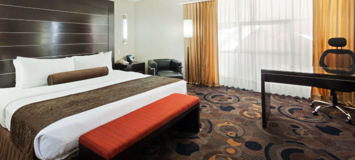 Crowne Plaza 託盧卡- LANCASTER 托盧卡住宿飯店