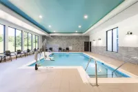 Candlewood Suites Roanoke Airport