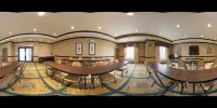 Holiday Inn Express & Suites Victoria