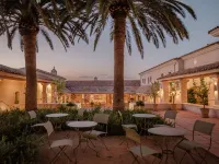 La Dehesa de Don Pedro Hotels near Hide el venero de los rabilargos