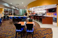 明尼阿波利斯楓樹格羅夫/阿伯萊克斯萬怡飯店 楓林住宿飯店
