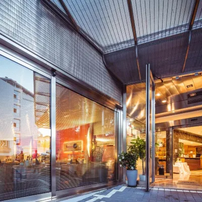 Park Hotel Hotels near Beach Office 1 - Dutch Flag