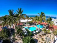 The Westmarine Waterfront Hotel فنادق في لاباز