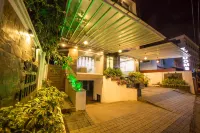 Spring Field Billets Hotels near Ernakulam
