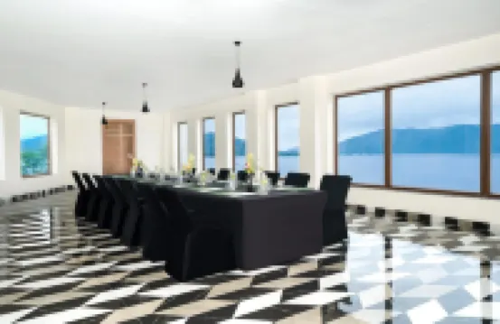 烏代布爾扎納湖度假村