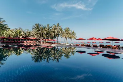 Khaolak Laguna Resort Hotels near Tsunami Memorial