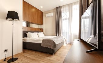 Apriori Hotel
