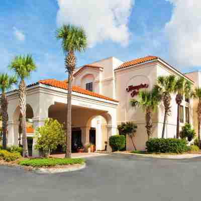 Hampton Inn St. Simons Island Hotel Exterior