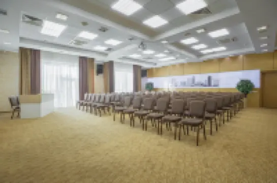 開放城市酒店 納貝爾茲內耶切勒尼酒店